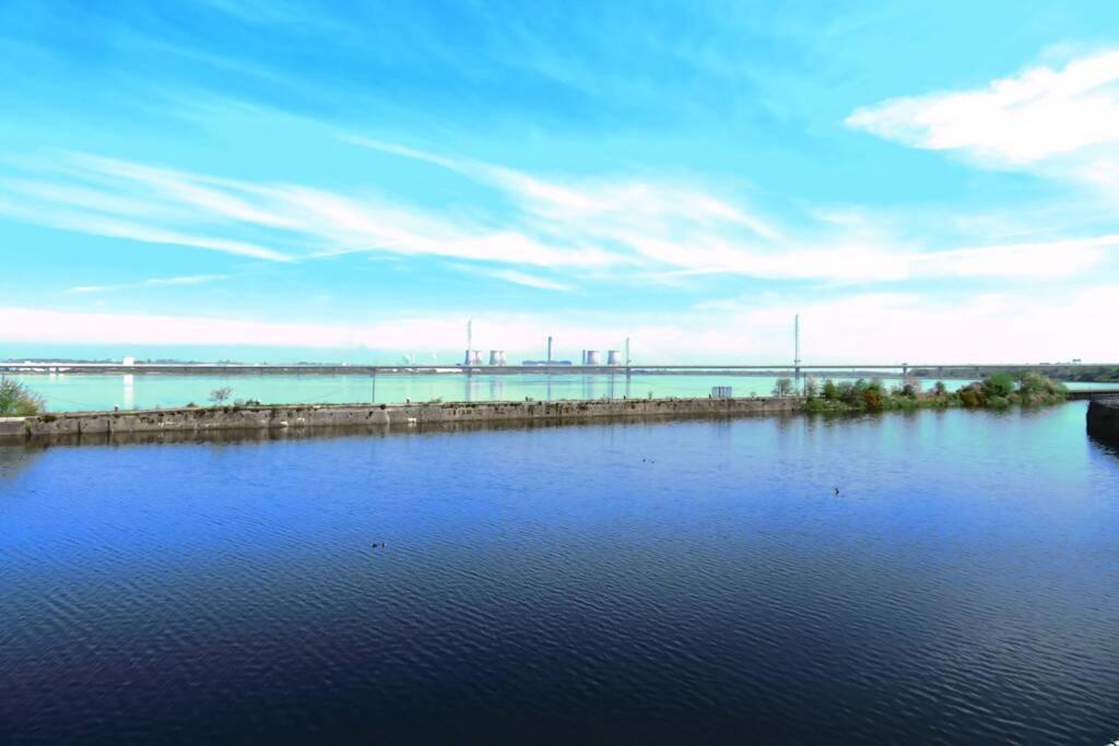 Home From Home With Fantastic Views 2 รันคอร์น ภายนอก รูปภาพ